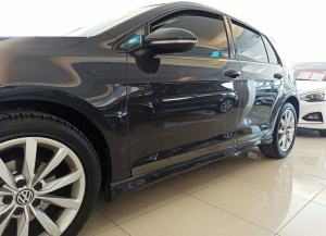 Volkswagen Golf 7 - 7.5 2013-2020 Uyumlu Yedek Parça Kapı Çıtası Piano Black