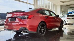 Honda Civic FE1 2022 İçin Uyumlu Arka Flap Takımı Piano Black