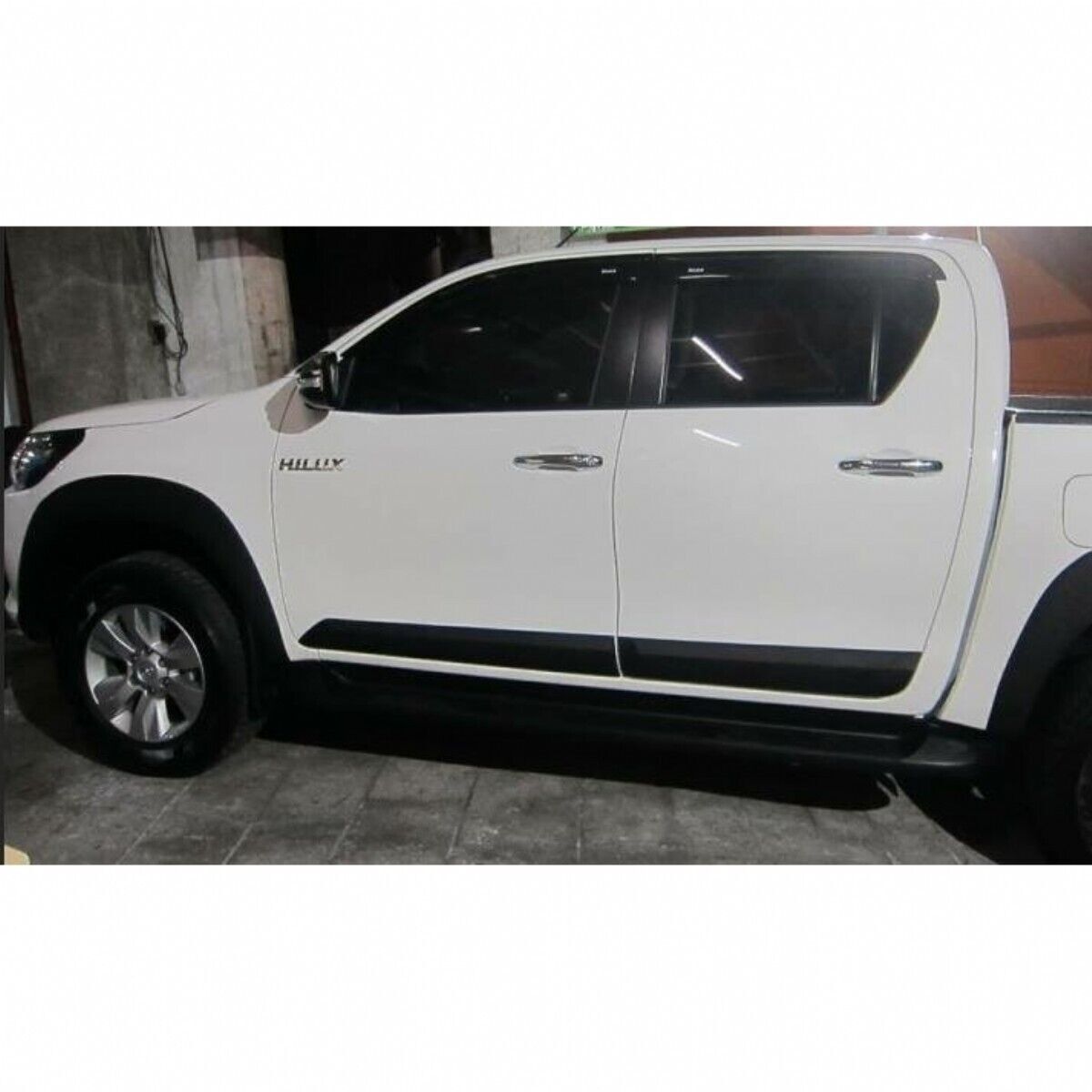 Toyota Hilux 2016 Uyumlu Yedek Parça Gövde Kapı Kaplama Küçük Model