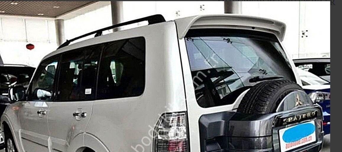 Mitsubishi Pajero Spoiler