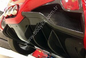 Ferrari 458 Spider Difüzör