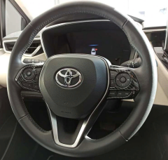 Toyota Corolla 2019+ Direksiyon Kenar Kaplama - Karbon