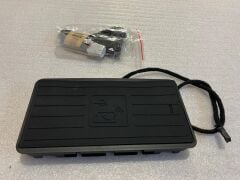 Bmw 3 Serisi G20 2018+ Telefon Şarj Kiti Standı