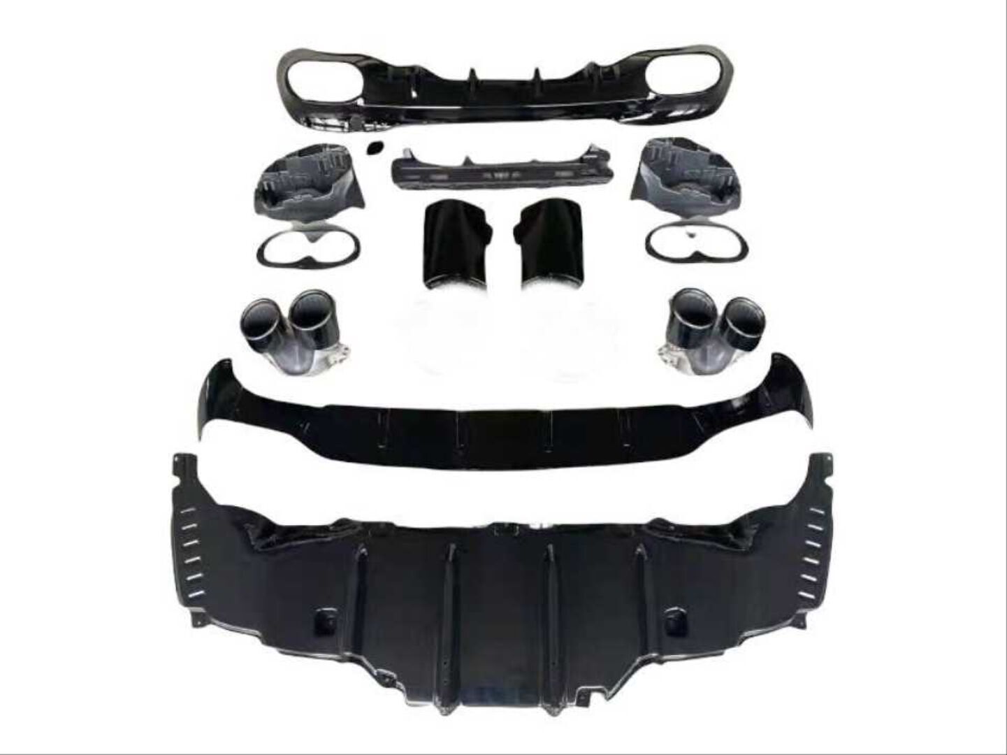 Mercedes Uyumlu W118 CLA 2019-2022 İçin Uyumlu Yedek Parça CLA45 Difüzör ve Egzoz Seti (Siyah Egzoz İle)