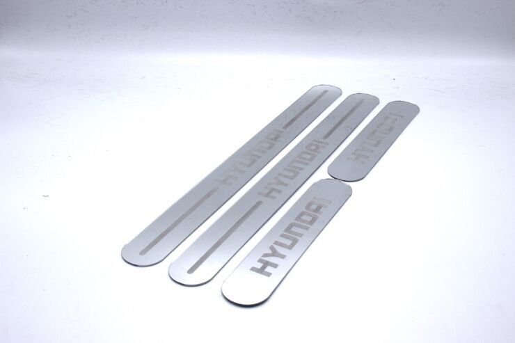 Hyundai Gri Işıksız Kapı Eşiği