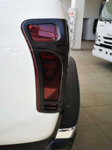 İsuzu D-Max 2012-2017 Stop Çerçevesi Kaplama Siyah