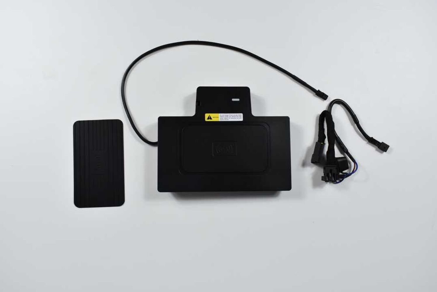 Mercedes Glb A W117 - Cla W118 Uyumlu Kablosuz Şarj Kiti