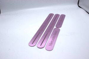 Mercedes Uyumlu Yedek Parça Pembe Işıksız Kapı Eşiği