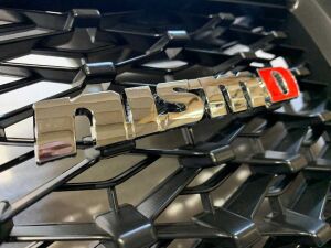 Nissan Navara Nismo 2016-2017 Panjur Siyah