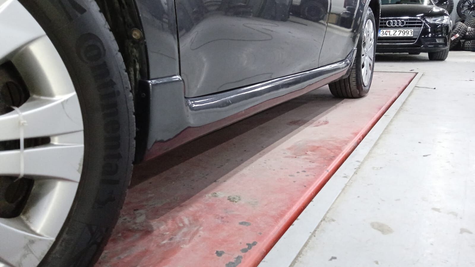 Toyota Auris 2010 - 2015 Marşpiyel Plastik