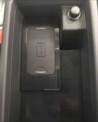 Audi A4 2016-2019 Uyumlu Telefon Şarz Kiti