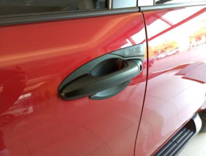 Toyota Hilux Revo 2016-2019 Uyumlu Yedek Parça Kapı Kolu İç Kaplama Siyah