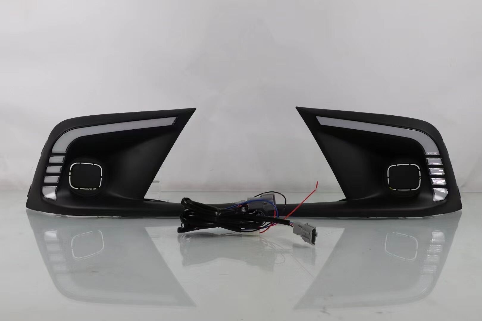 Honda Civic FE1 2022 İçin Ön Sis Ledi Tek Çizgi