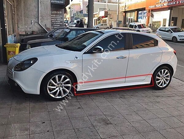 Alfa Romeo Giulietta  Uyumlu Yedek Parça Yan Marşpiyel