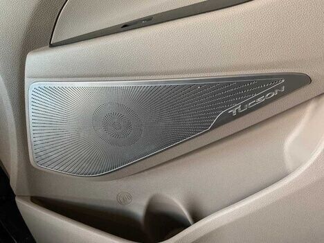 Hyundai Tucson 2015-2018 Hoparlör Kaplama Silver