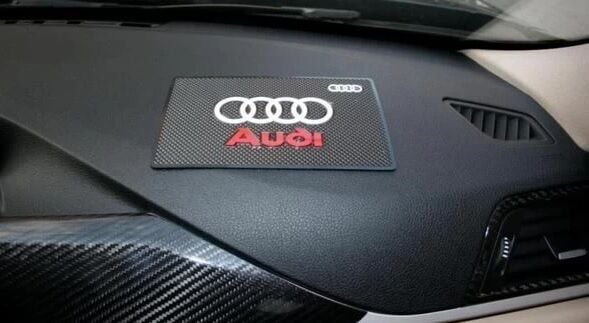 Audi  Uyumlu Yedek Parça Torpido Kaydırmaz Ped