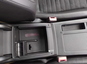 Volkswagen Passat B8 Uyumlu Yedek Parça / Arteon Orta Konsol Kutusu