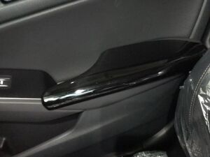 Honda Cıvıc FE1 2022 Için Uyumlu Kolçak Kaplama- Pıano Black