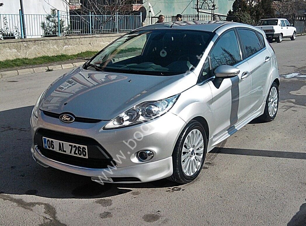 Ford Fiesta  Uyumlu Yedek Parça Ön Tampon Eki