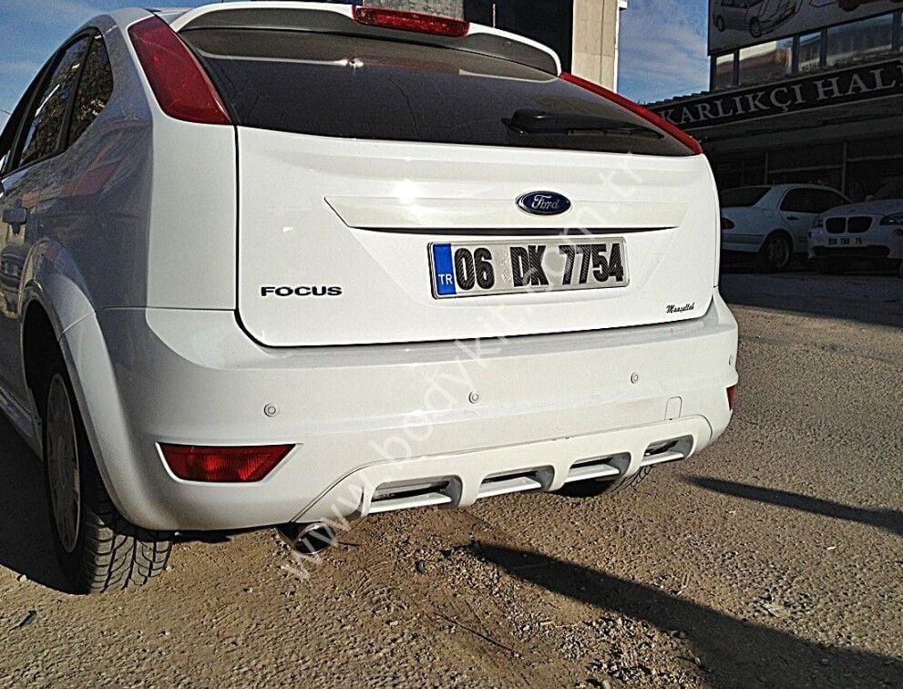 Ford Focus 2.5 Uyumlu yedek Parça  HB Arka Difüzör