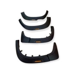 Mitsubishi L200 2019+ İçin Çamurluk Kabartma Reflektörlü (Dodik / PP Enjeksiyon)