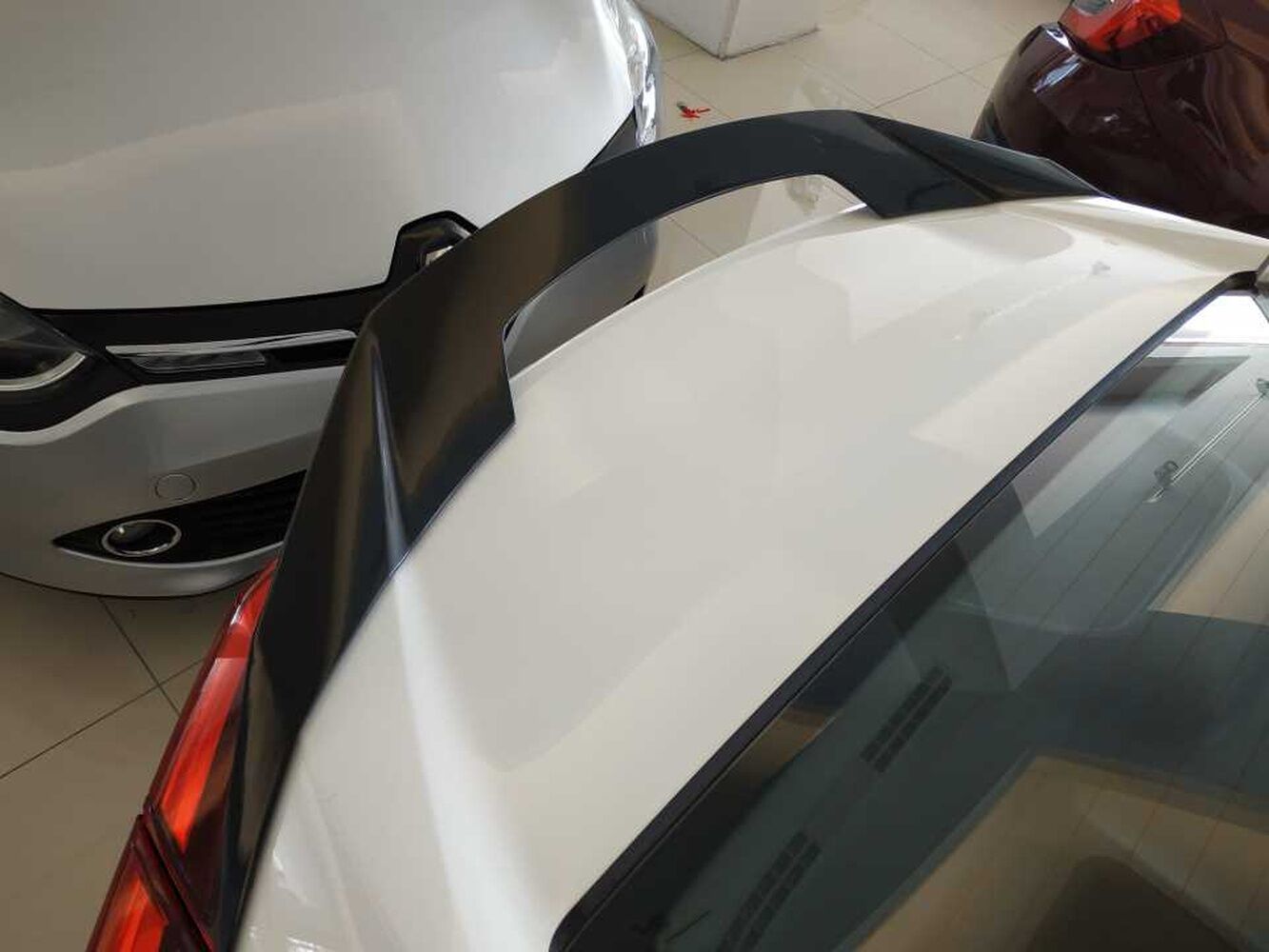 Honda Civic Fc5 V Style Spoiler (Boyasız)