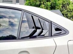 Toyota Corolla 2019+ Uyumlu Kelebek Cam Kaplama Piano Black