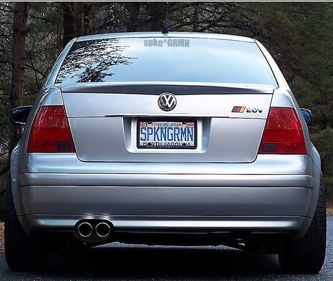 Volkswagen Bora  Uyumlu Yedek Parça Anatomik Spoiler (Boyasız)