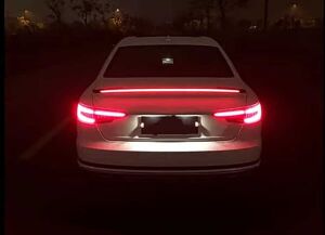Audi A4 2016-2019  Uyumlu Yedek Parça Led Spoiler Parlak Siyah
