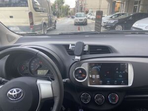 TOYOTA COROLLA YARİS YENİ MULTİMEDYA CARPLAY-AND AUTO 4+32GB