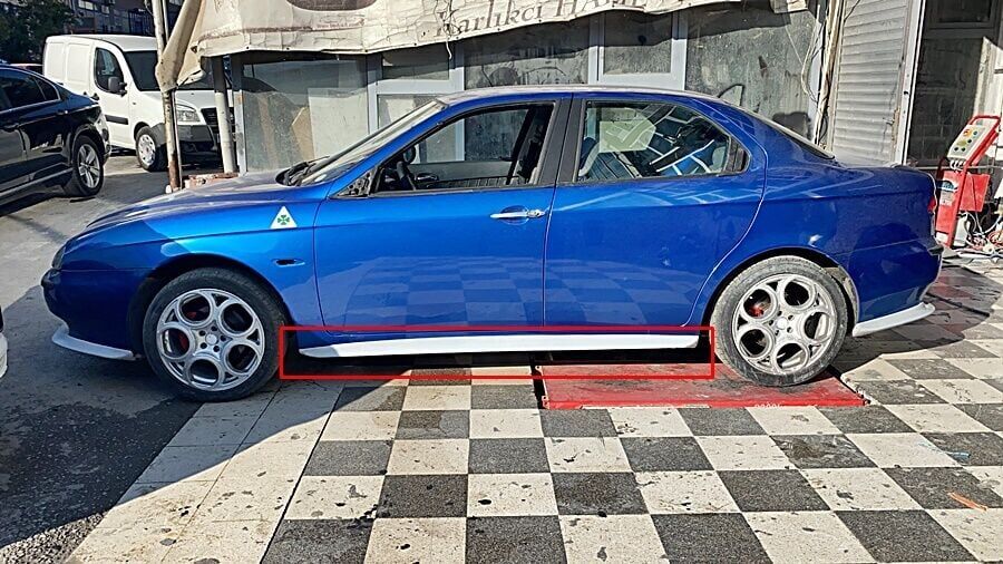 Alfa Romeo 156 Marşpiyel Makyajsız Boyasız