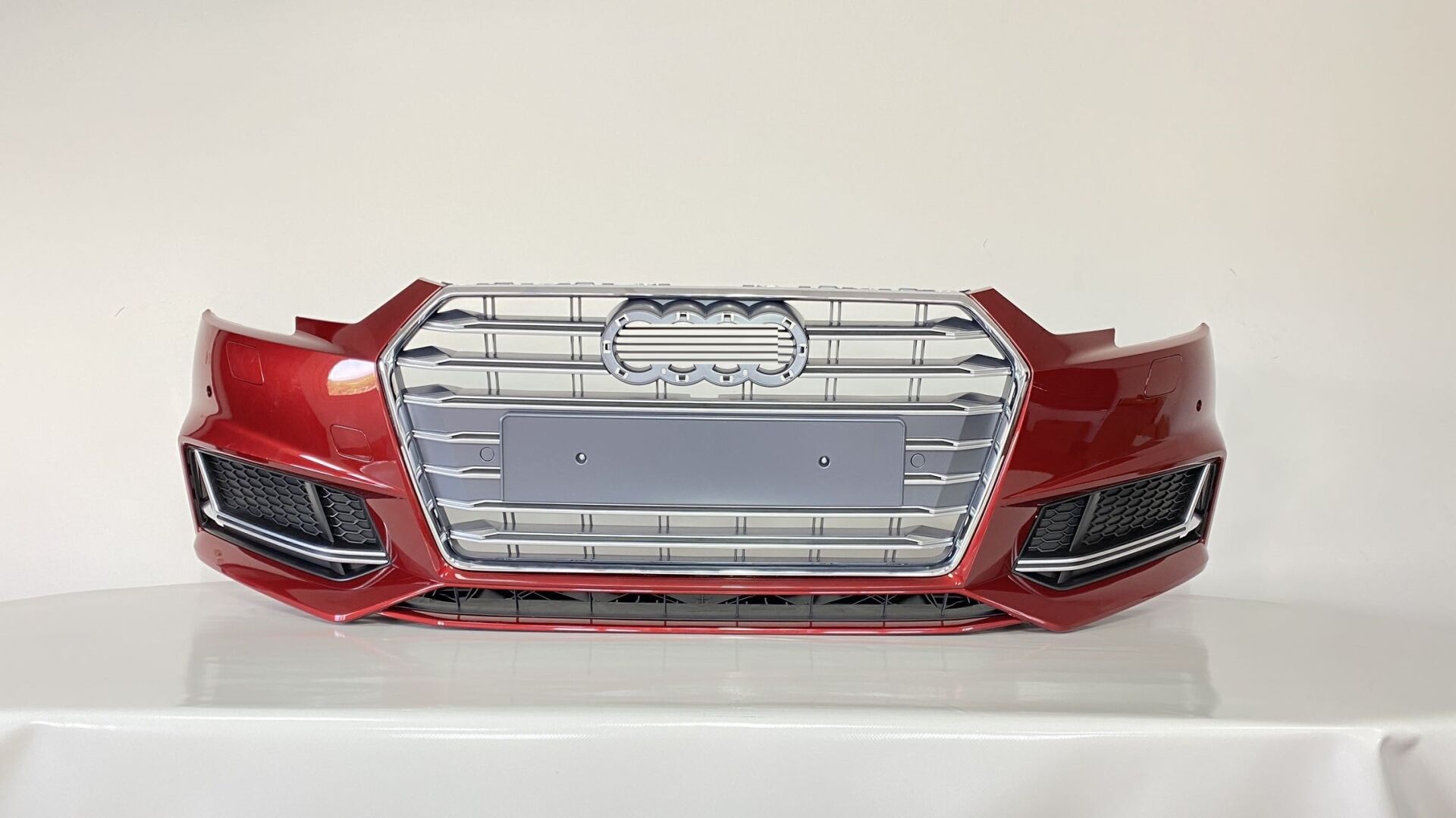 Audi A4 2016-2019 S4 Ön Tampon Panjur Seti