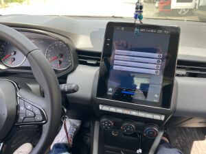 RENAULT CLİO5 TESLA MULTİMEDYA CARPLAY-AND AUTO 6+64GB