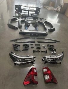 Hilux  2015-2018 İçin 2020+ Gr Body Kit Facelift