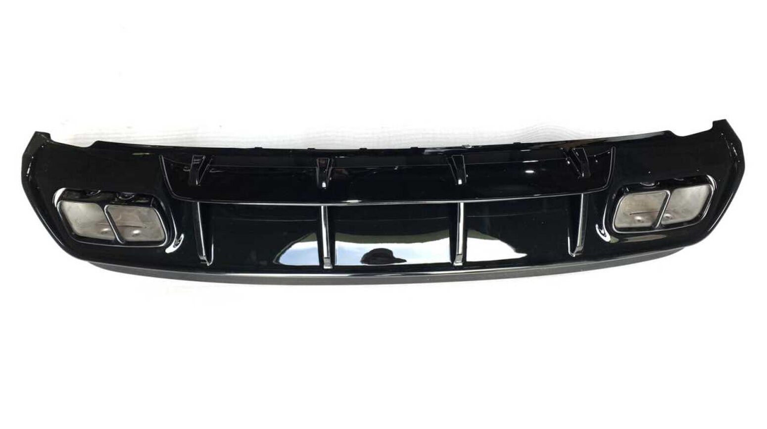 Mercedes W176 16-18 A45 Uyumlu AMG Difüzör Siyah Egzoz