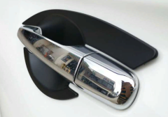 Mitsubishi L200 2019+ İç Kapı Kolu Kaplama - Siyah