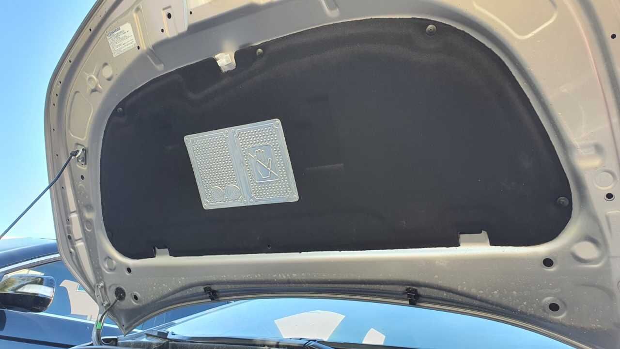 Toyota Corolla 2019+ Kaput İzolatörü (AB Standartlarına Uygun)