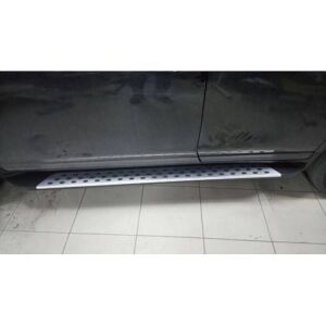 Nissan X-Trail Uyumlu Yedek Parça Noktalı OEM Stil Yan Basamak