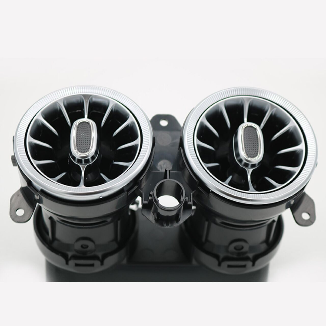 Mercedes C W205 / E W213 2019-2021 Uyumlu Yedek Parça Işıklı Arka Havalandırma (64 Renk)