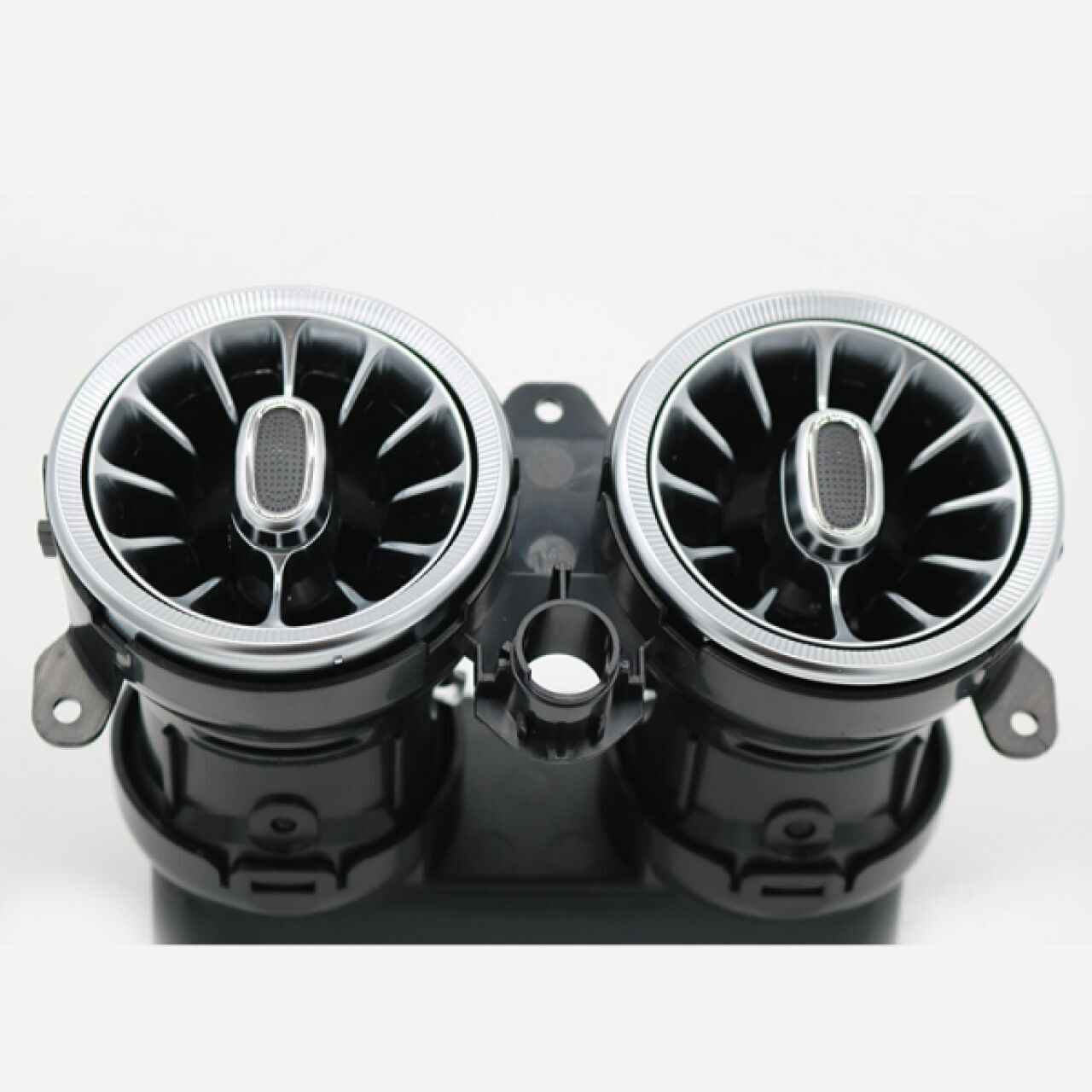 Mercedes E W213 / W205 / W253 2016-2020 Uyumlu Yedek Parça Işıklı 64 Renk Arka Havalandırma