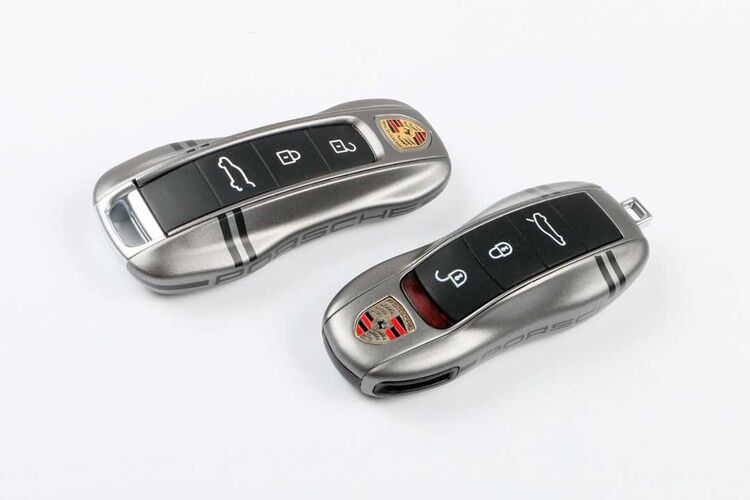 Porsche Cayenne 2019+, Panamera 2017+, 911 2019+ Uyumlu Anahtar Kılıfı Silver