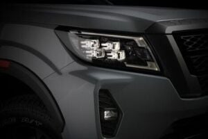 Nissan Navara Frontier Uyumlu Yedek Parça Led Far (4 Lens) (Ledli Farlı Model İçin)