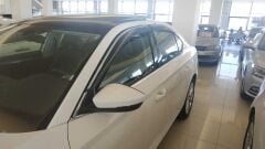 Skoda Super B 2015-2019 Cam Rüzgarlığı