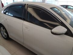 Volkswagen Jetta Cam Rüzgarlığı