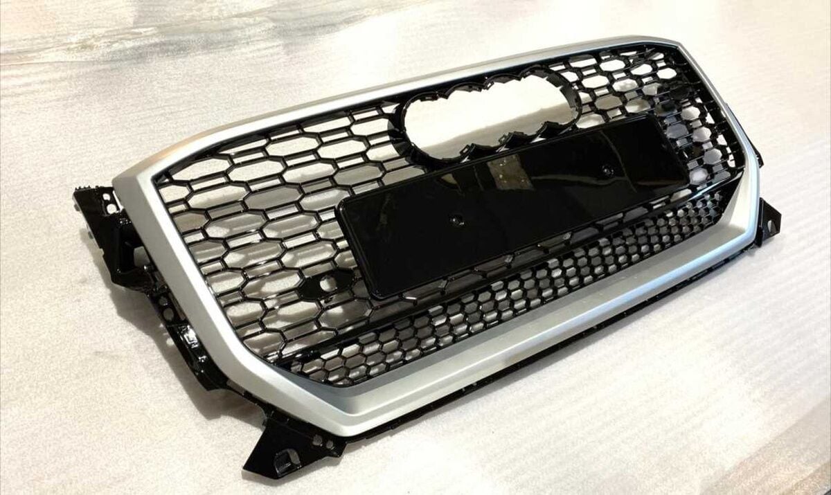 Audi Q2 RSQ2 2016-2020 Uyumlu Yedek Parça Panjur Gri