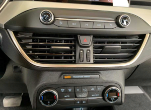 Ford Focus  Uyumlu Yedek Parça  2019+ Menfez Kaplama 3 Parça Sılver(paslanmaz Çelık)