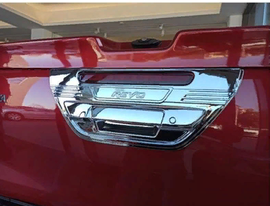 Toyota Hilux Revo 2016-2019 Bagaj Açma Kolu Kaplama Krom