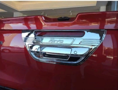 Toyota Hilux Revo 2016-2019 Bagaj Açma Kolu Kaplama Krom