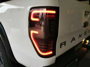 Ford Ranger  Uyumlu Yedek Parça Led Smoke Stop 2012-2020 T6 T7 T8