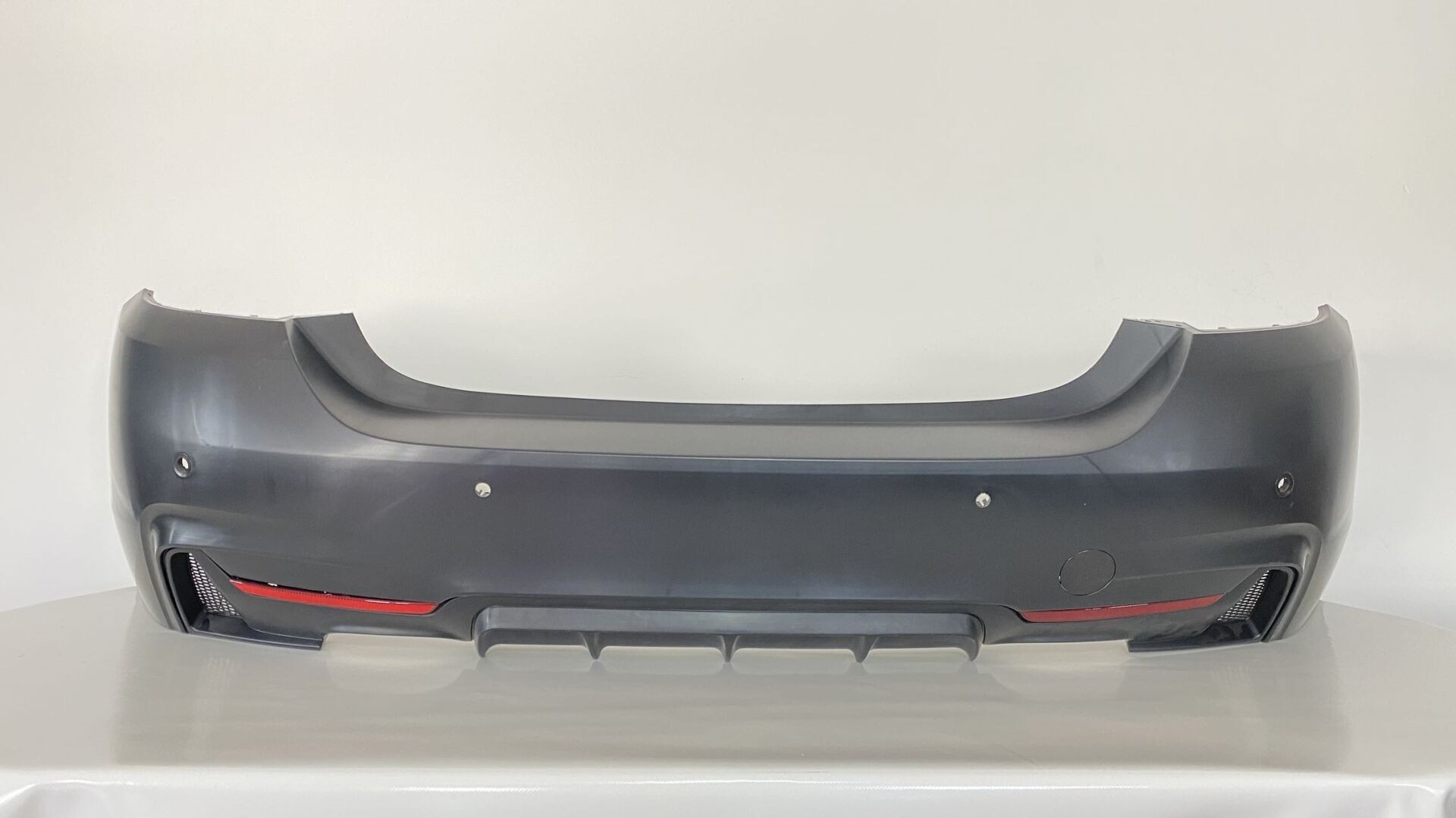 Bmw 4 Serisi F32 / F36 2015-2019 İçin Uyumlu Yedek Parça MT Arka Tampon